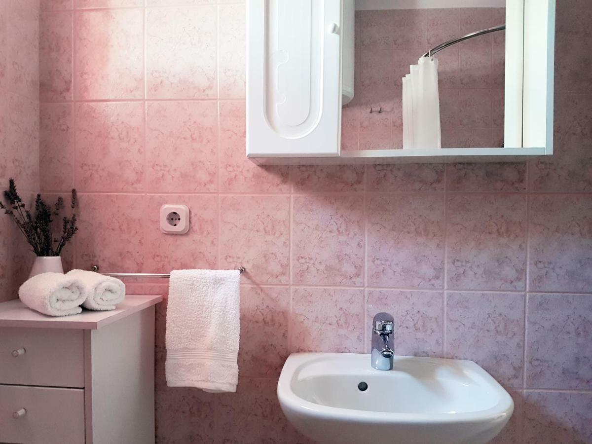 Apartments Saric 2 Jadrija Pokój zdjęcie